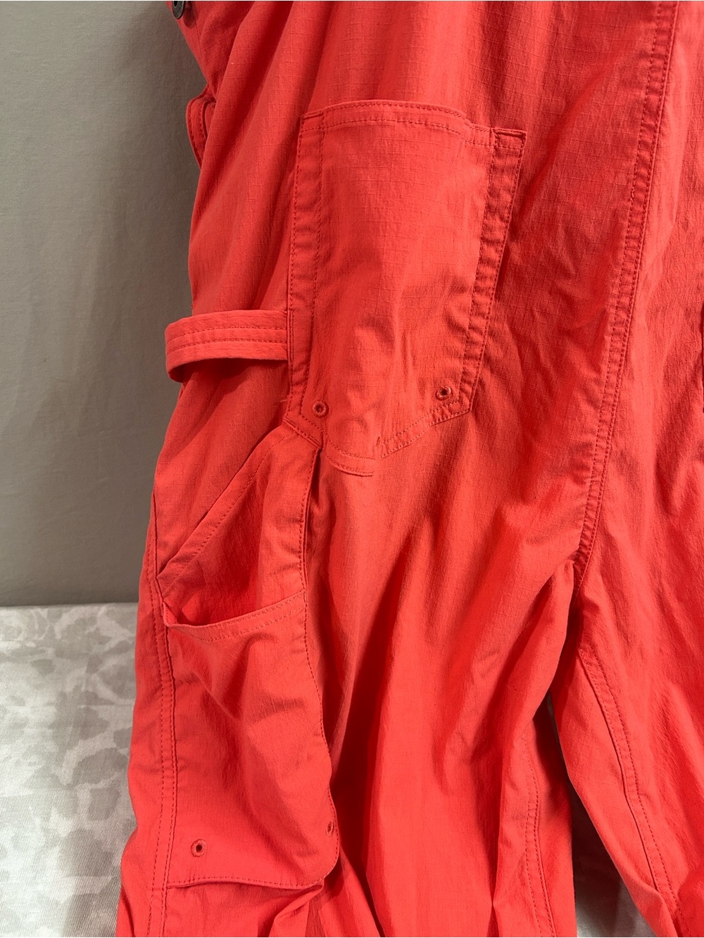 Duluth Trading Coral Overalls size L/ 31 - Picture 6 of 12
